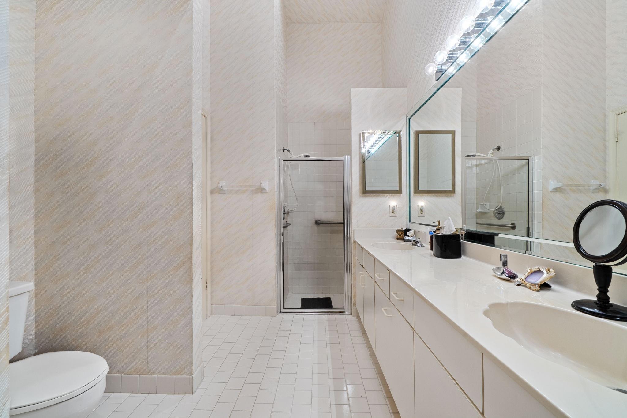 Lexington Club - Residential