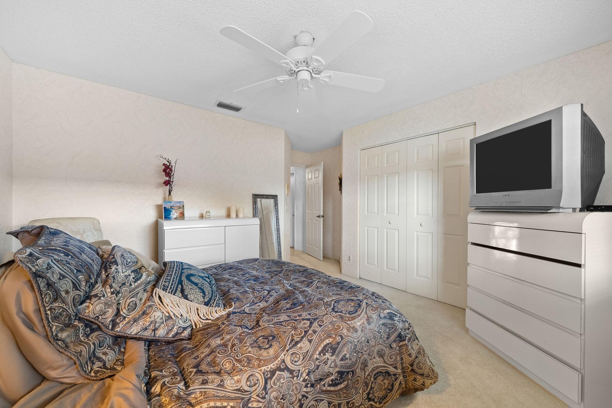 Lexington Club - Residential