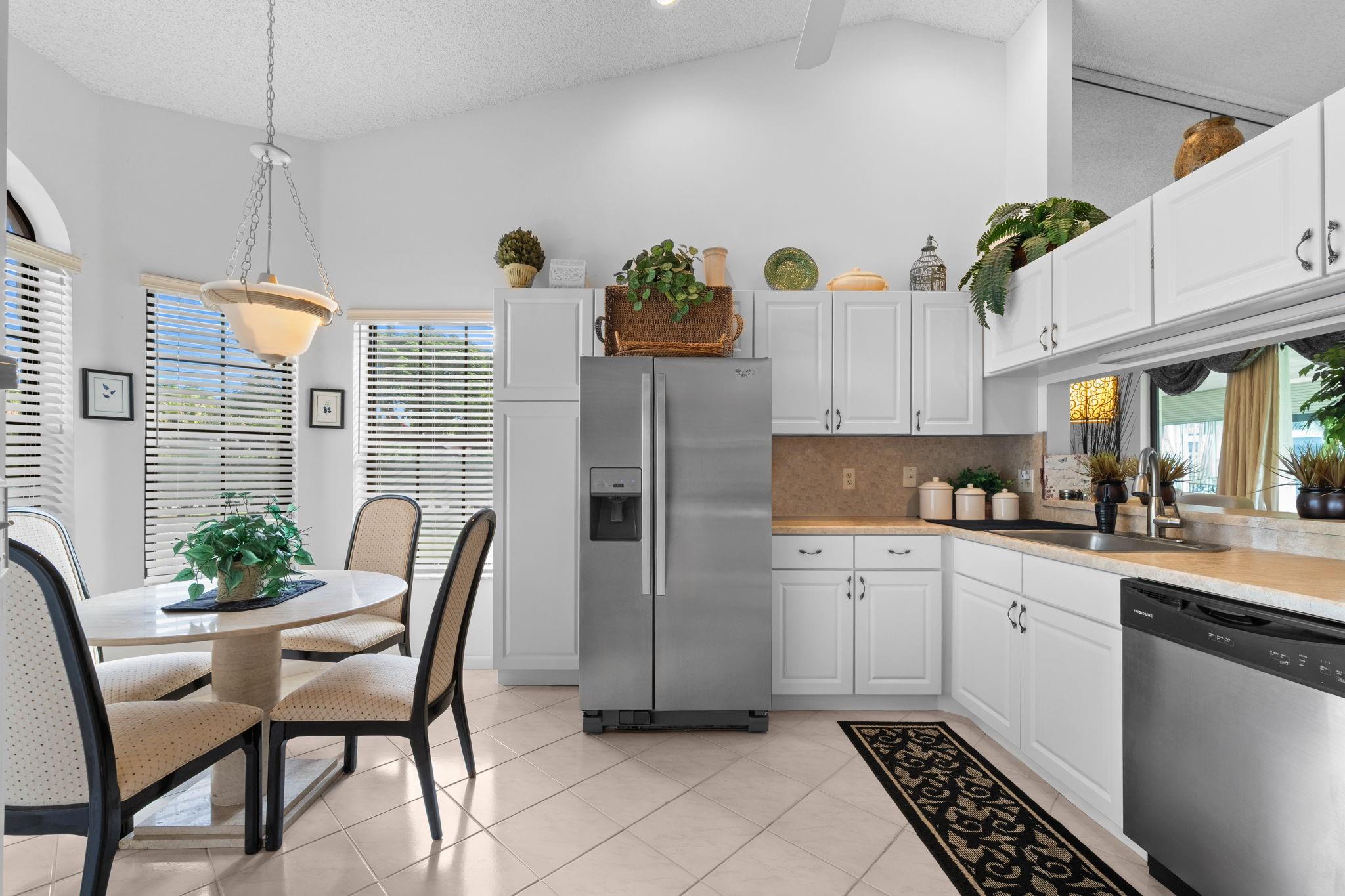 Lexington Club - Residential