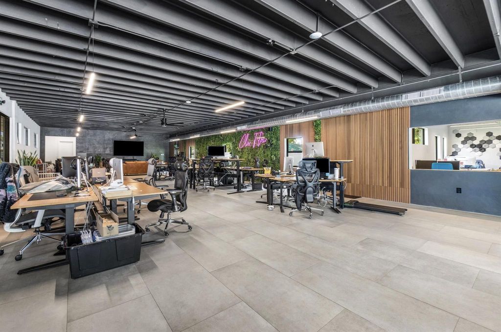 Photo of 3351 N Federal Highway, Boynton Beach, FL 33483 (MLS # R11147922)