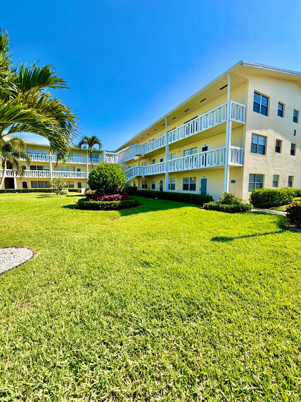 Photo of 153 Dorset D, Boca Raton, FL 33434 (MLS # B26085741)