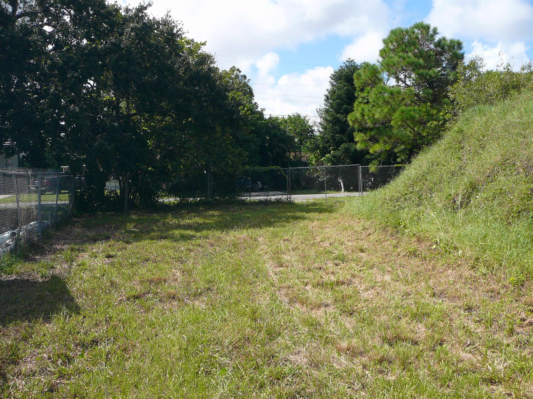 METES AND BOUNDS - Commercial Sale