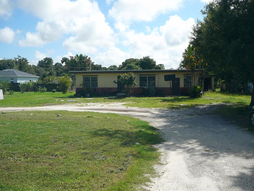 Photo of 4305 Metzger Road, Fort Pierce, FL 34947 (MLS # R11130650)