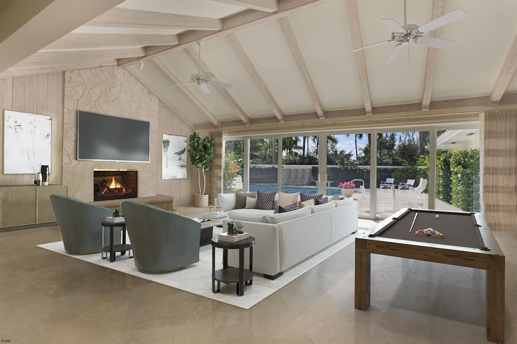 VILLAGE OF GOLF - Residential