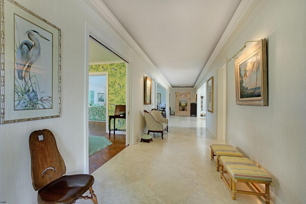 VILLAGE OF GOLF - Residential