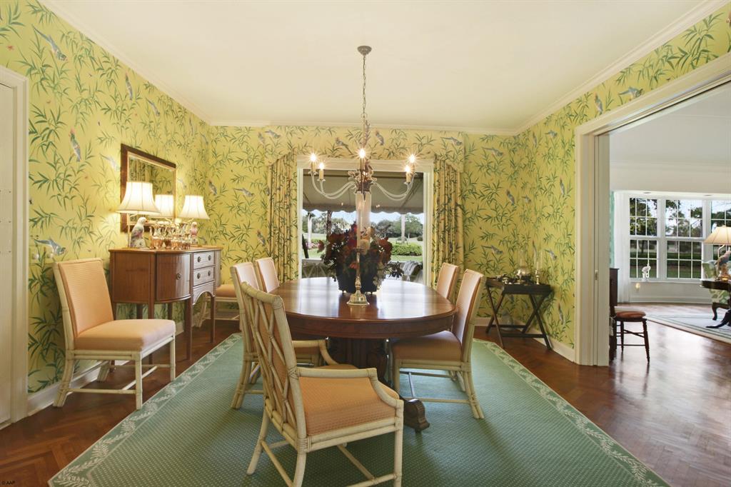 VILLAGE OF GOLF - Residential