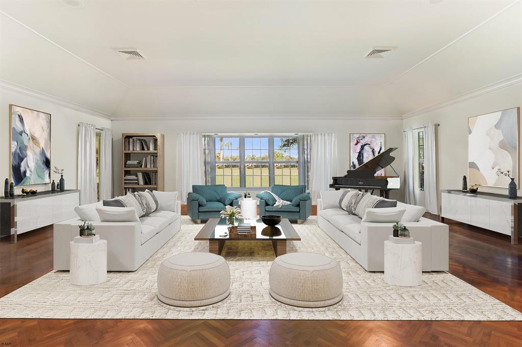 VILLAGE OF GOLF - Residential