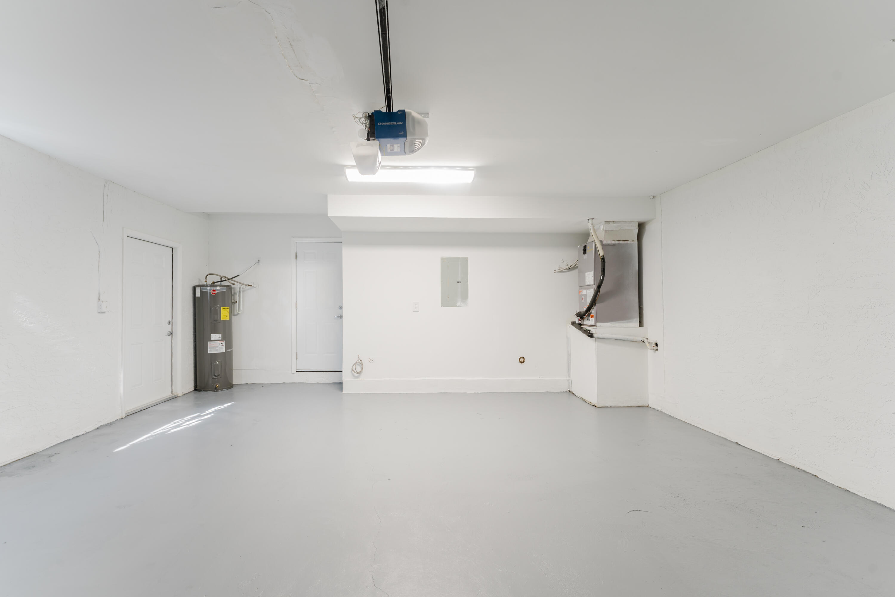 DELRAY MNR - Residential Lease