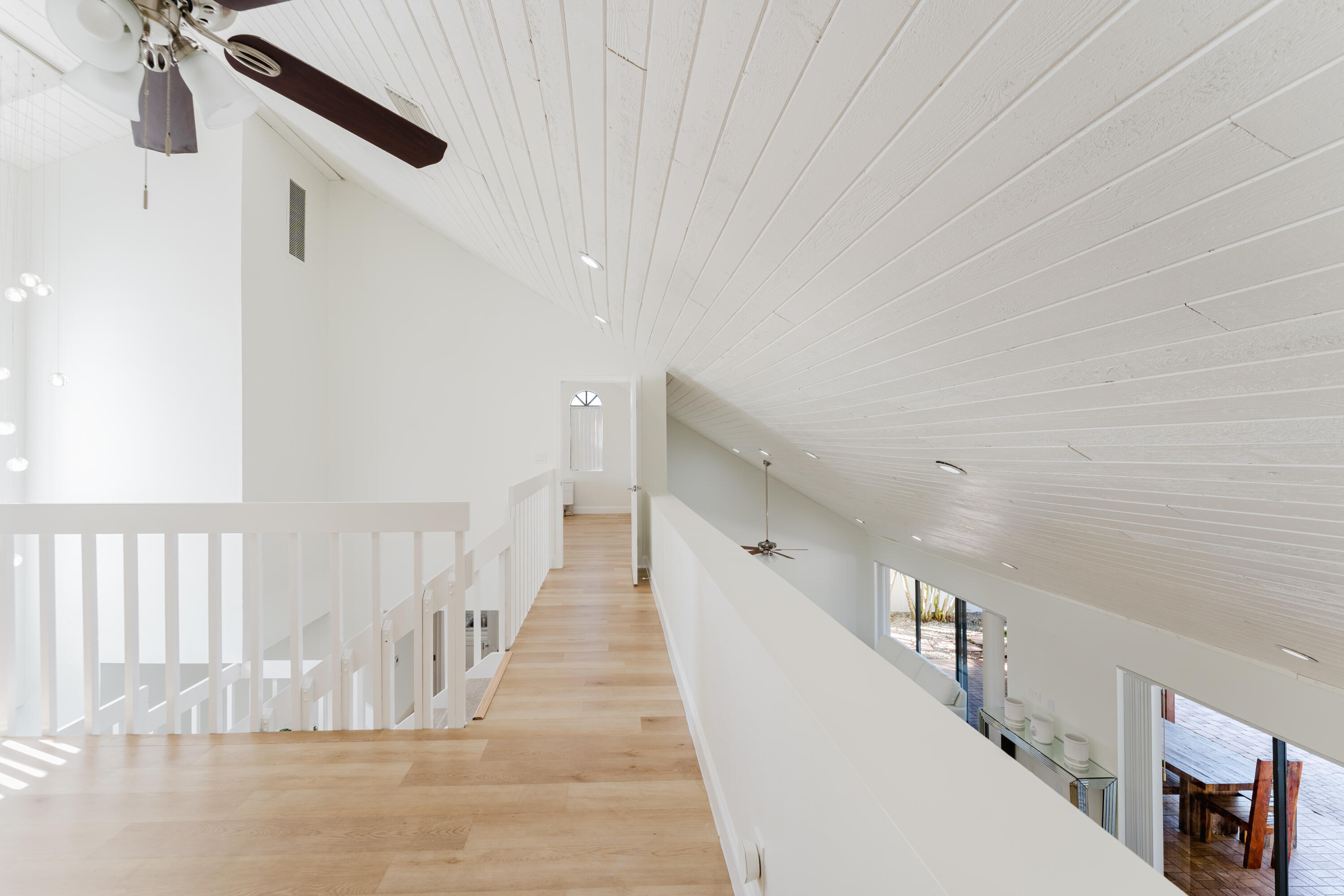 DELRAY MNR - Residential Lease