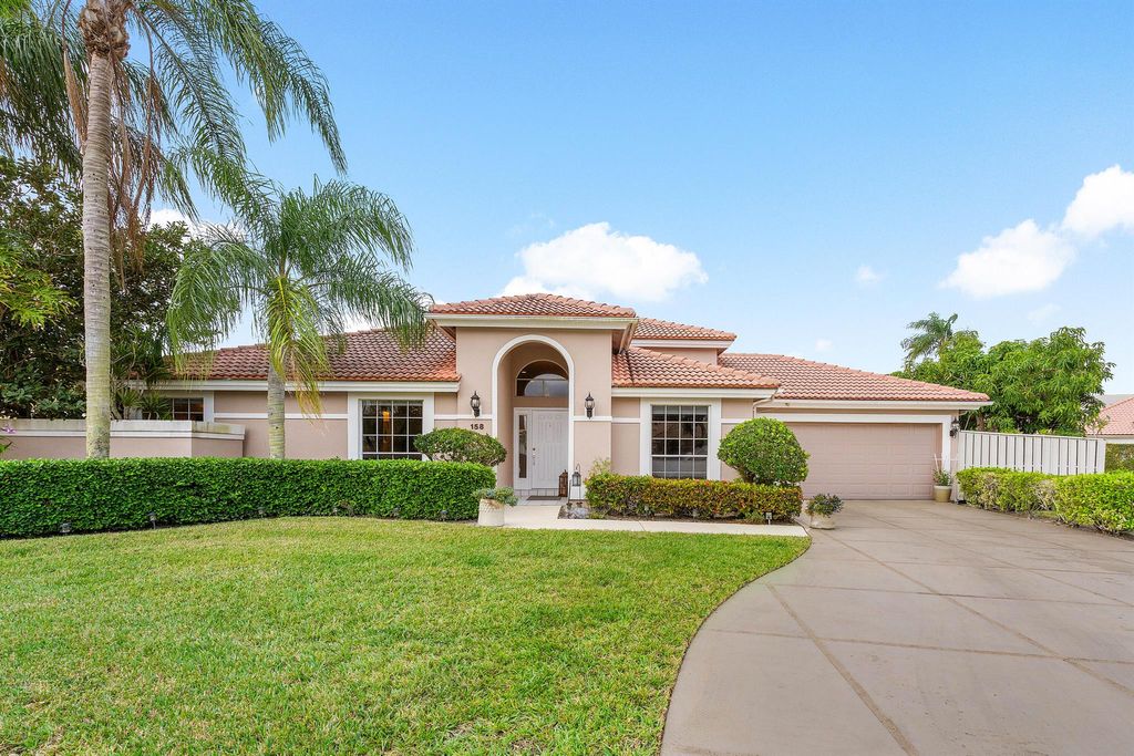 Photo of 158 Eagleton Court, Palm Beach Gardens, FL 33418 (MLS # R10953164)