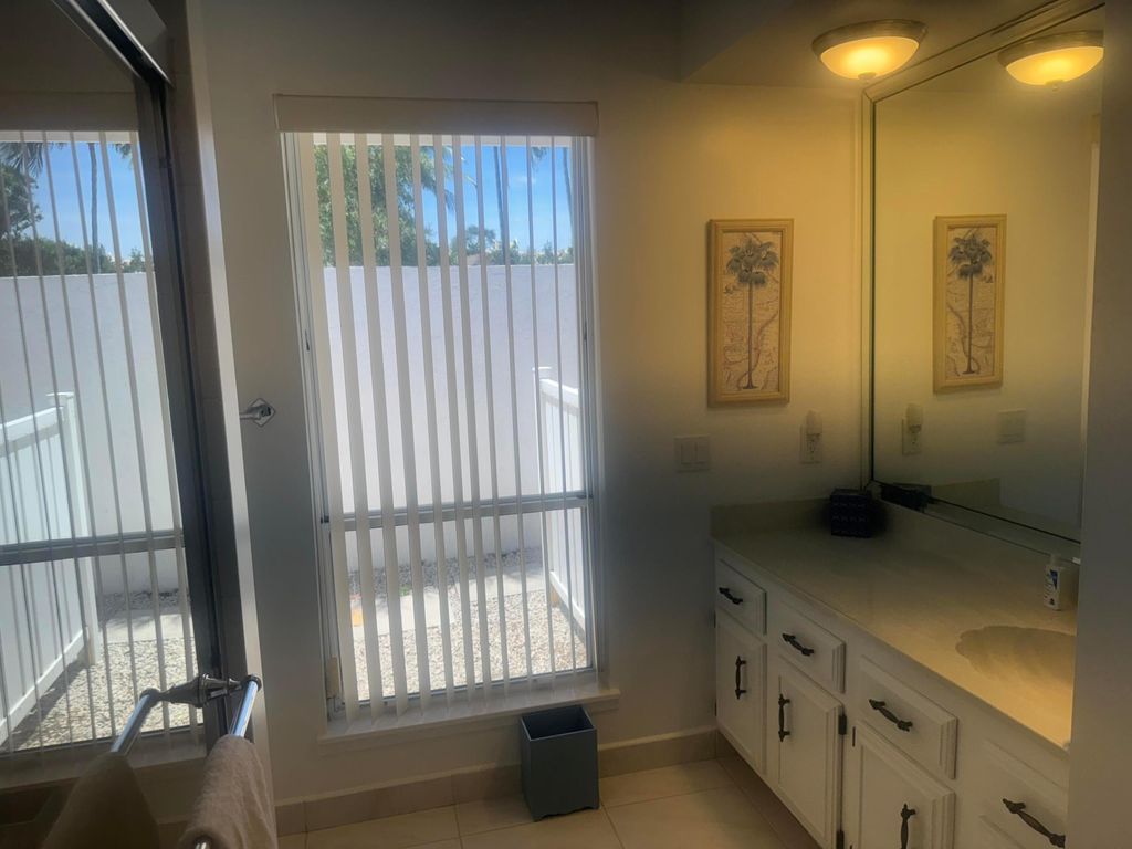 Photo of 17020 Bay Street, Jupiter, FL 33477 (MLS # R11088701)