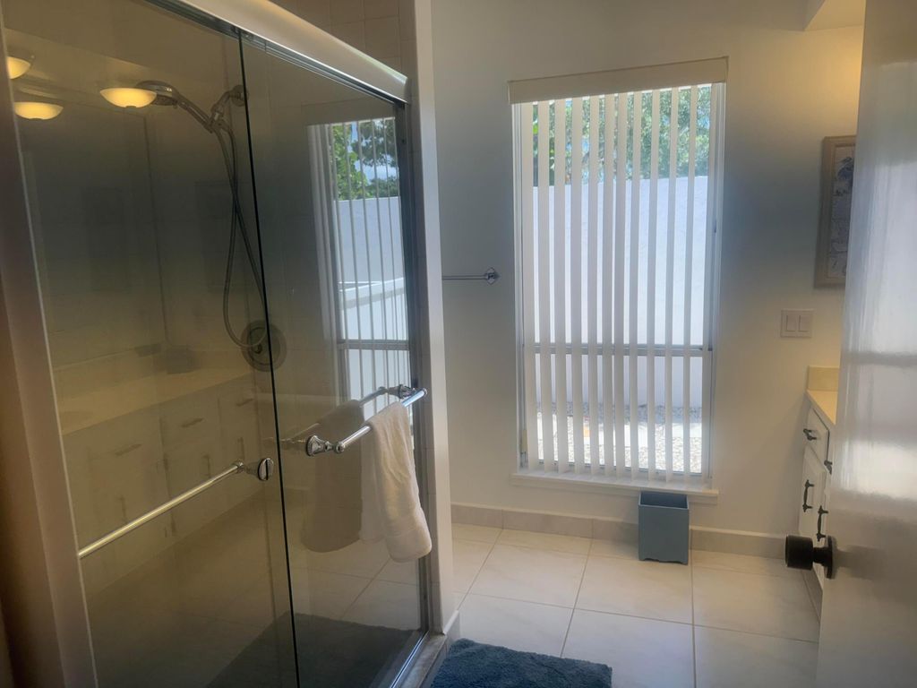 Photo of 17020 Bay Street, Jupiter, FL 33477 (MLS # R11088701)