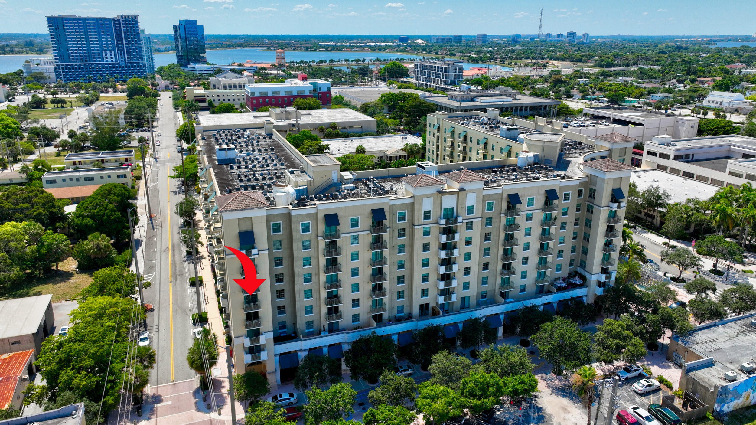 610 CLEMATIS Street 524