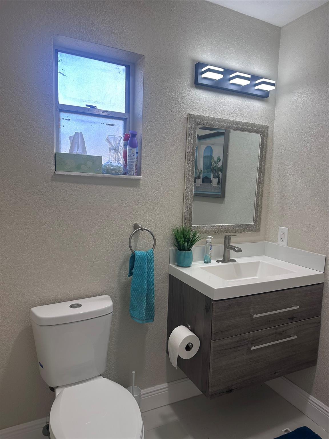 Hollywood Ridge Farms 2-1 - Residential Lease