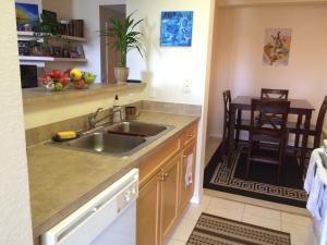 RESIDENCES AT LEGACY PLAC - Residential Lease