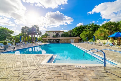Tiny photo for 1902 Bermuda Circle, Coconut Creek, FL 33066 (MLS # B26033432)