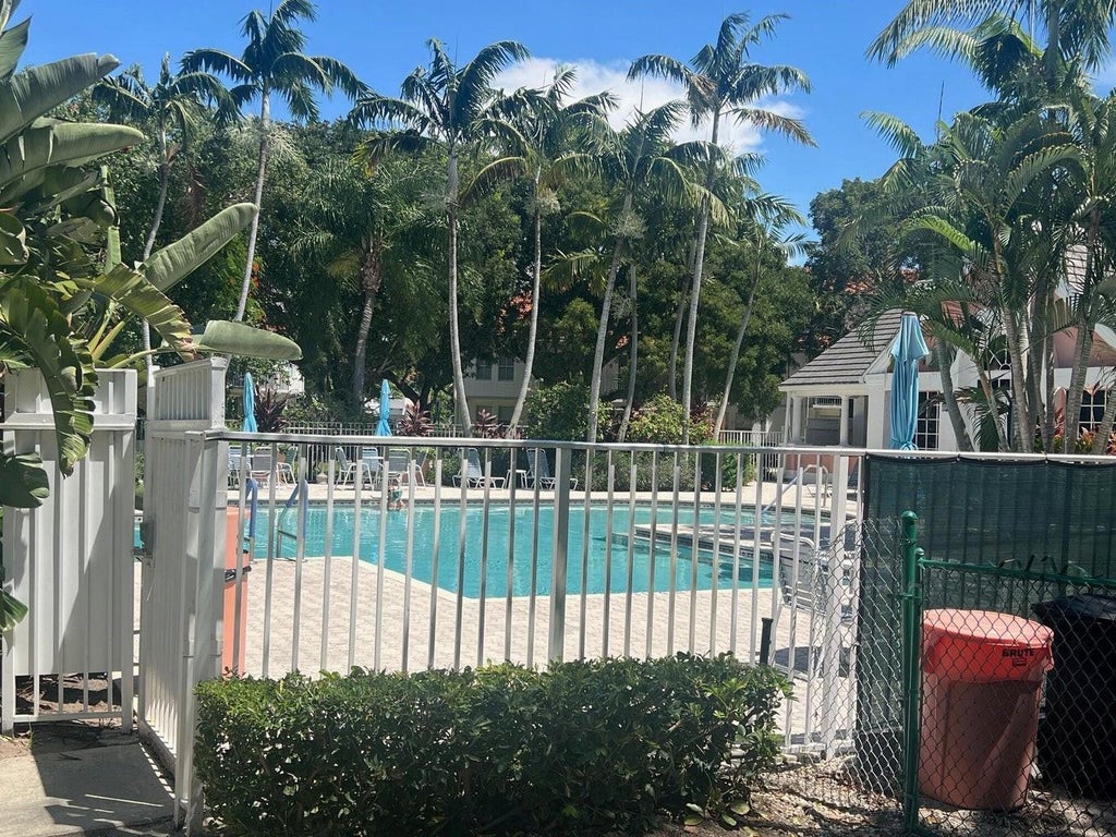 Photo of 1050 Crystal Way #D, Delray Beach, FL 33444 (MLS # F10542867)