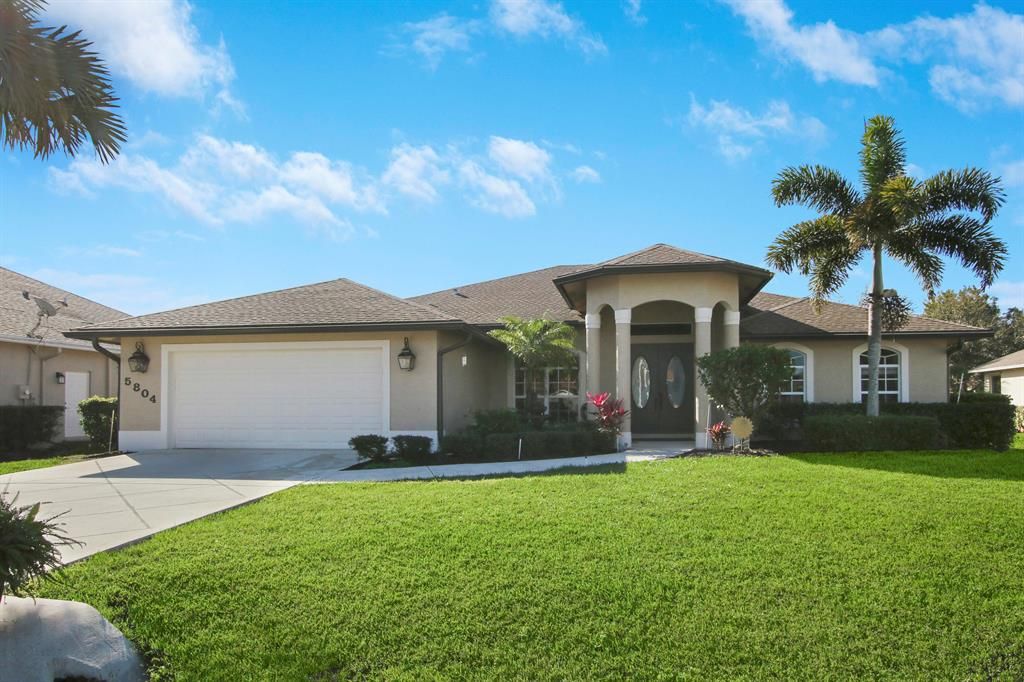 Photo of 5804 NW Fall Flower Court, Port Saint Lucie, FL 34986 (MLS # R10689316)