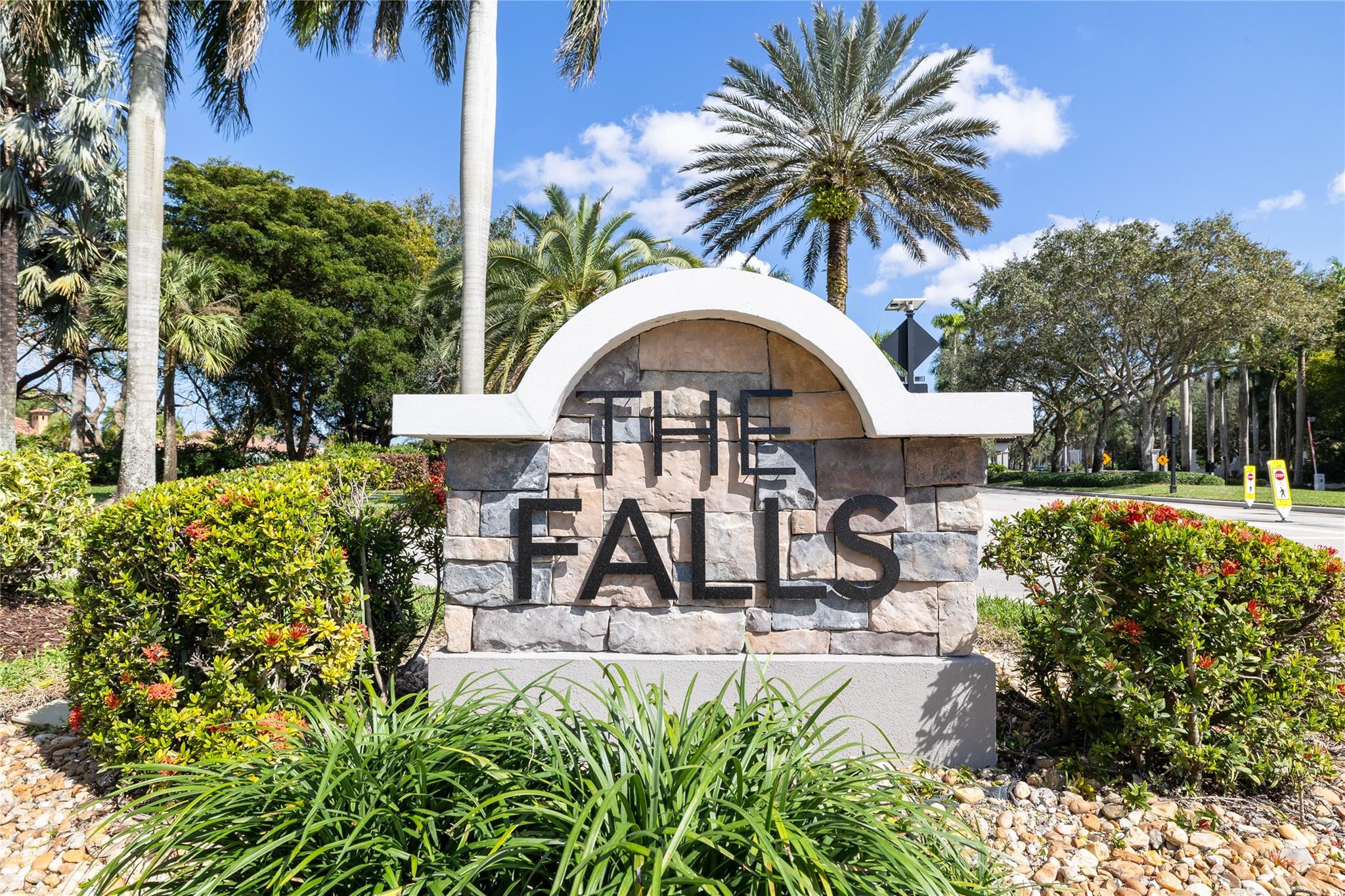 HERON BAY/THE FALLS - Residential Lease