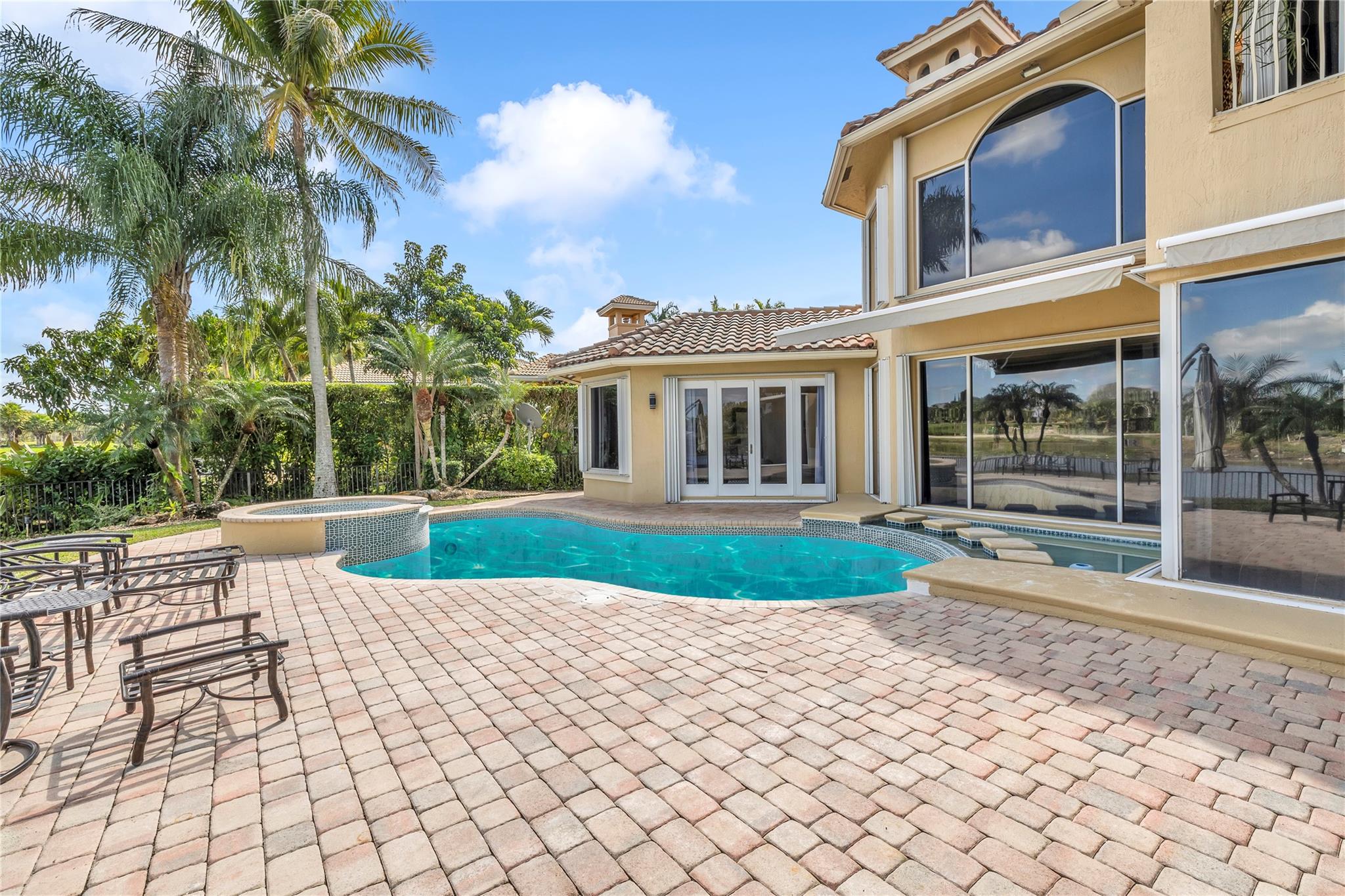 HERON BAY/THE FALLS - Residential Lease