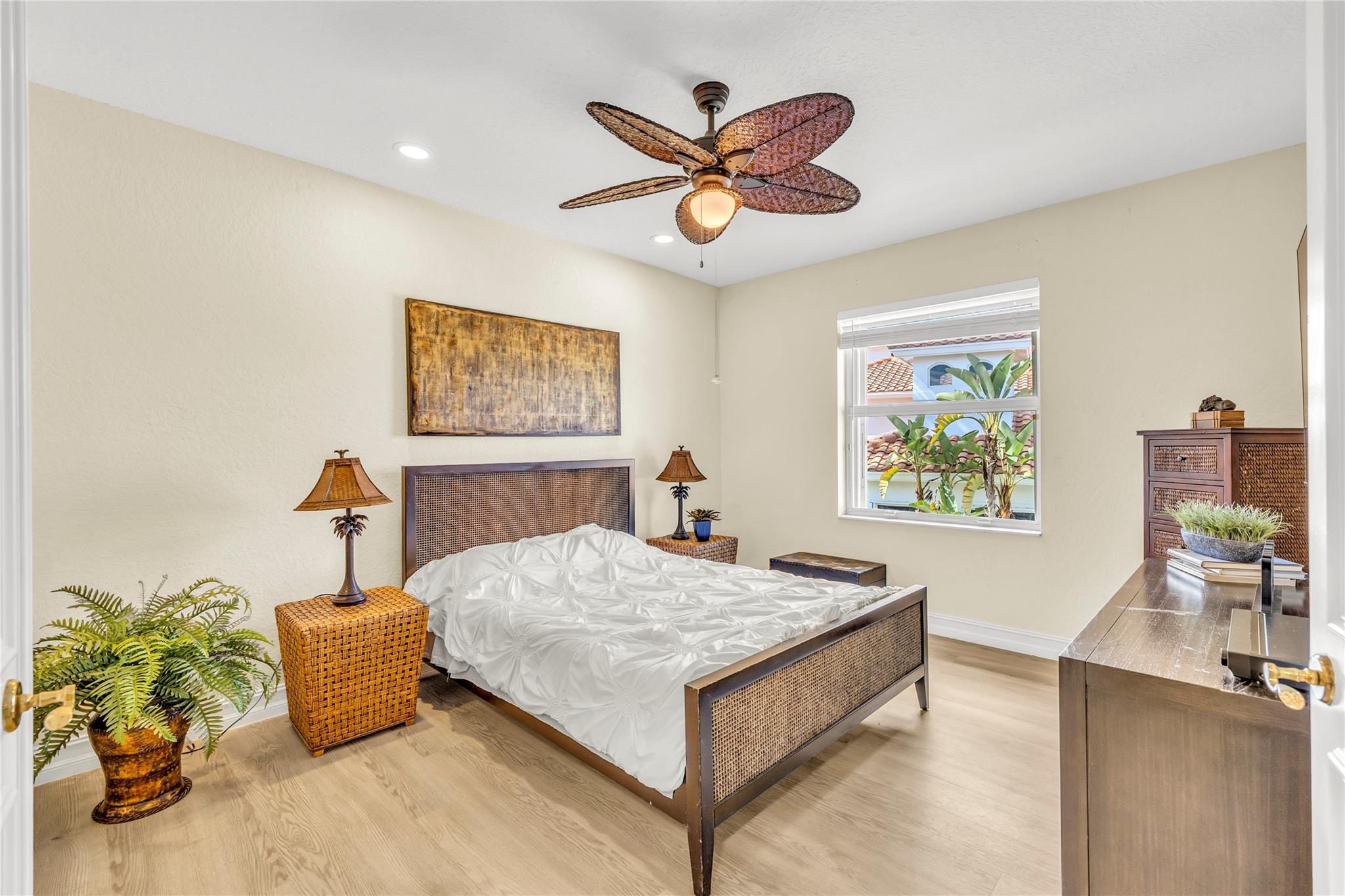 HERON BAY/THE FALLS - Residential Lease