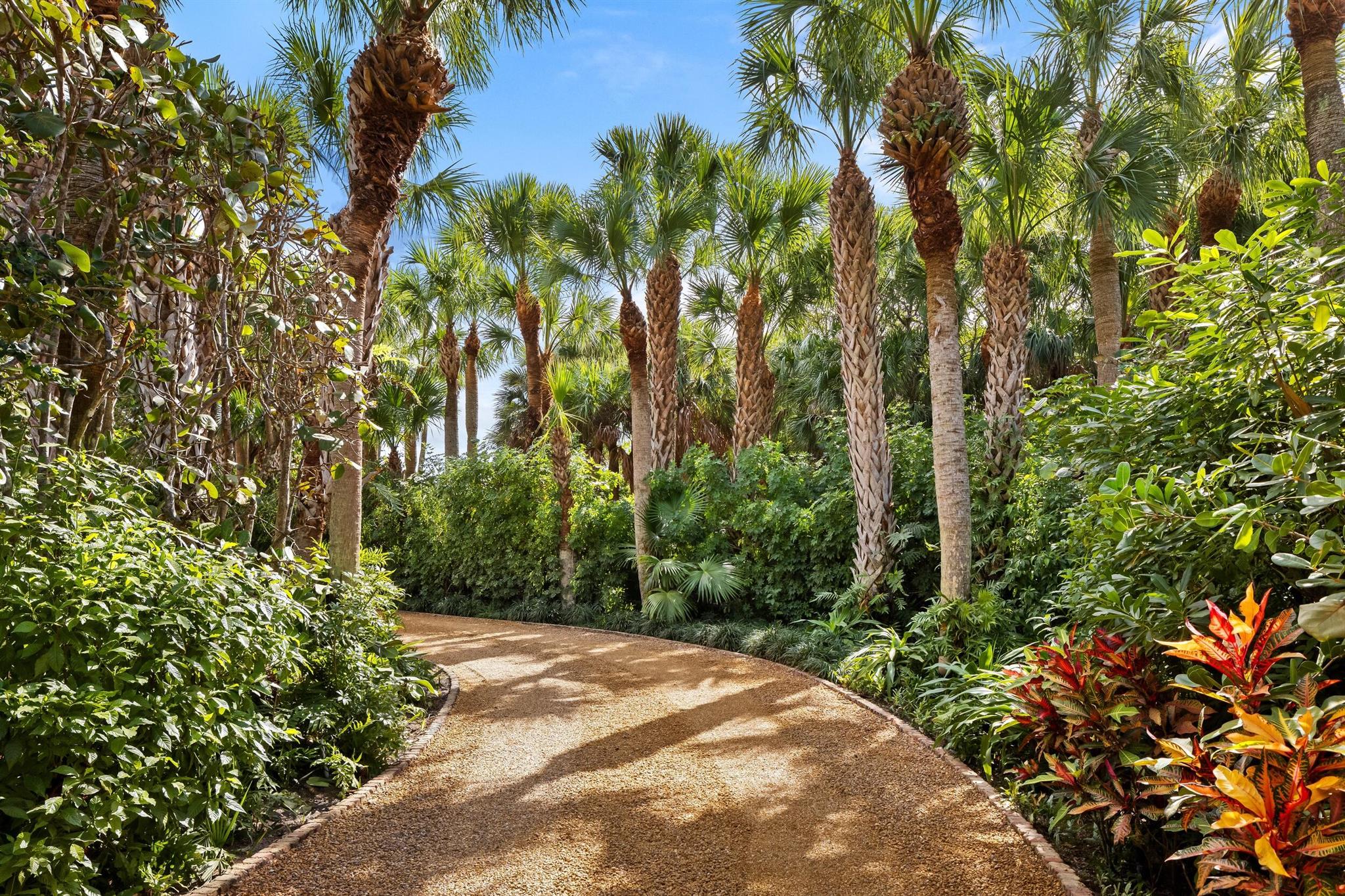 JUPITER ISLAND - Residential