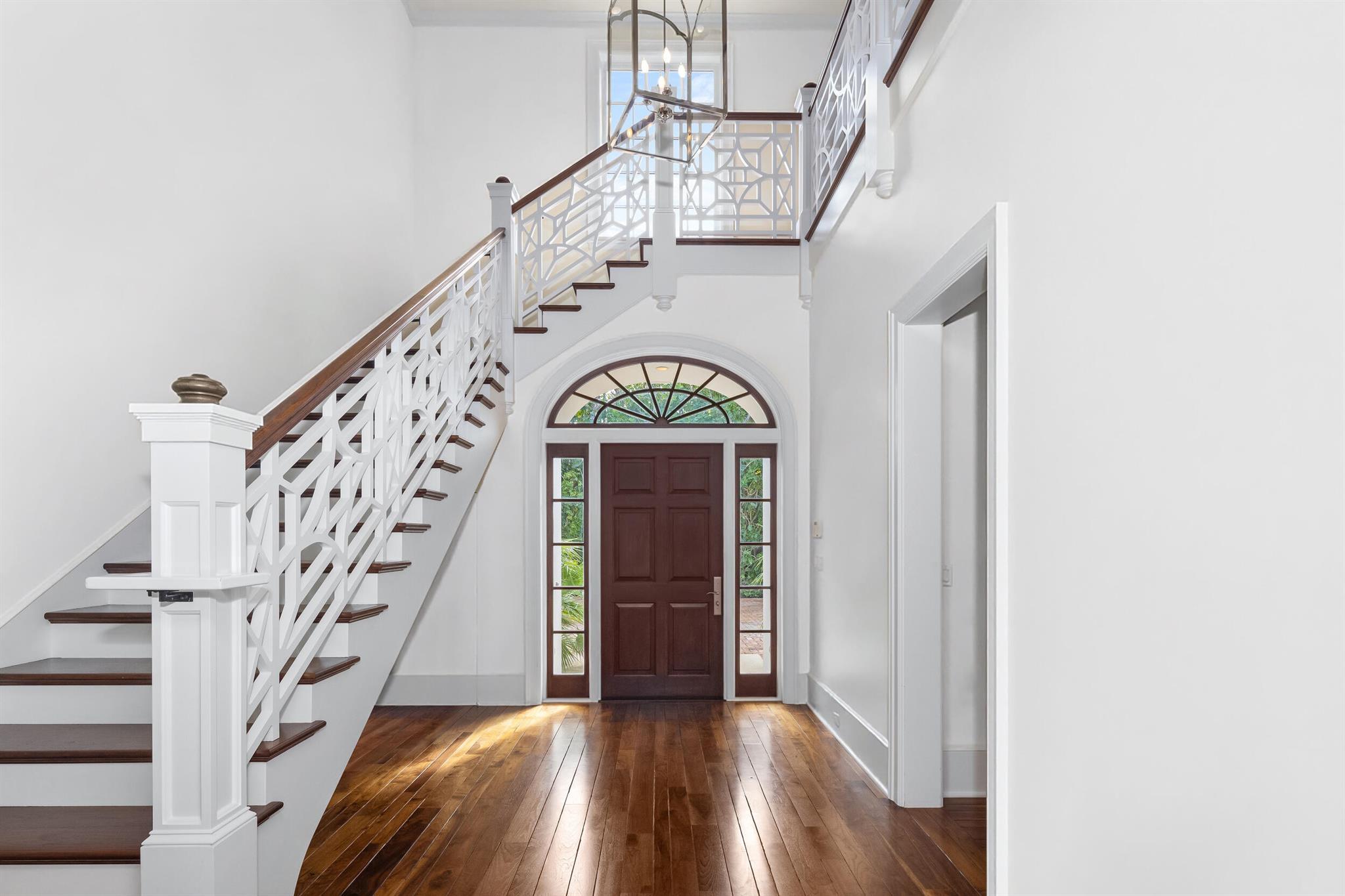 JUPITER ISLAND - Residential