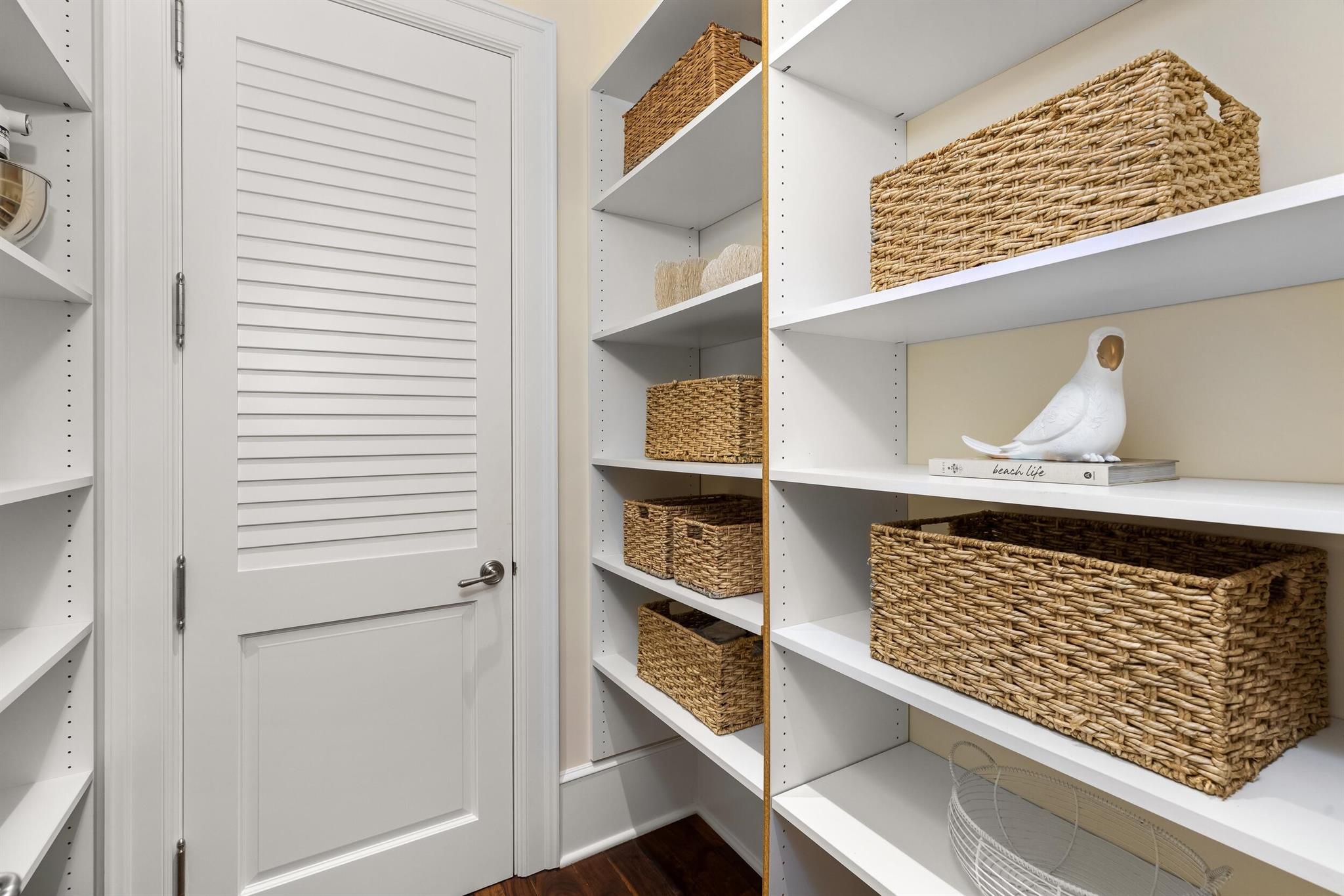 JUPITER ISLAND - Residential