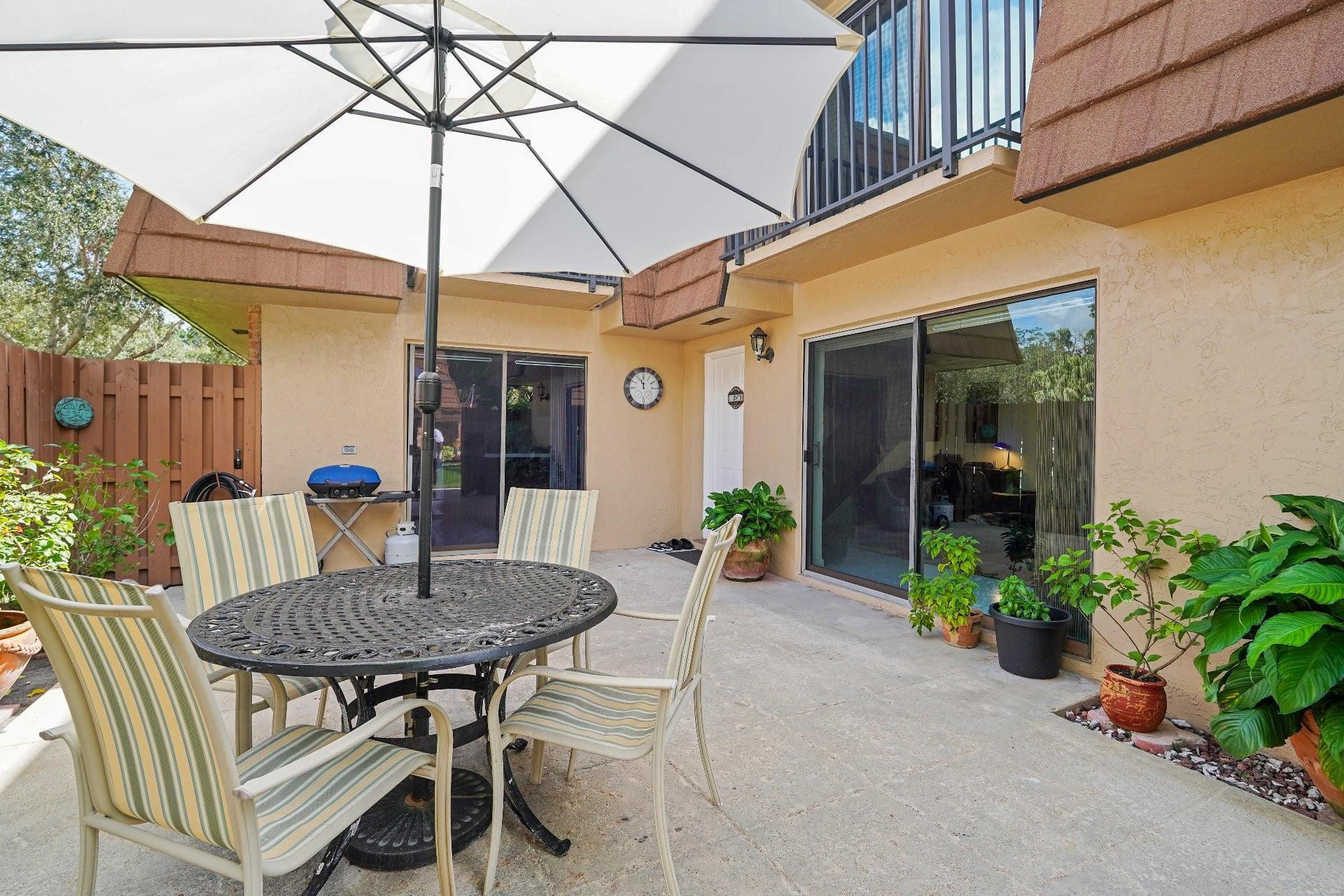 CAMELOT GARDEN - Residential