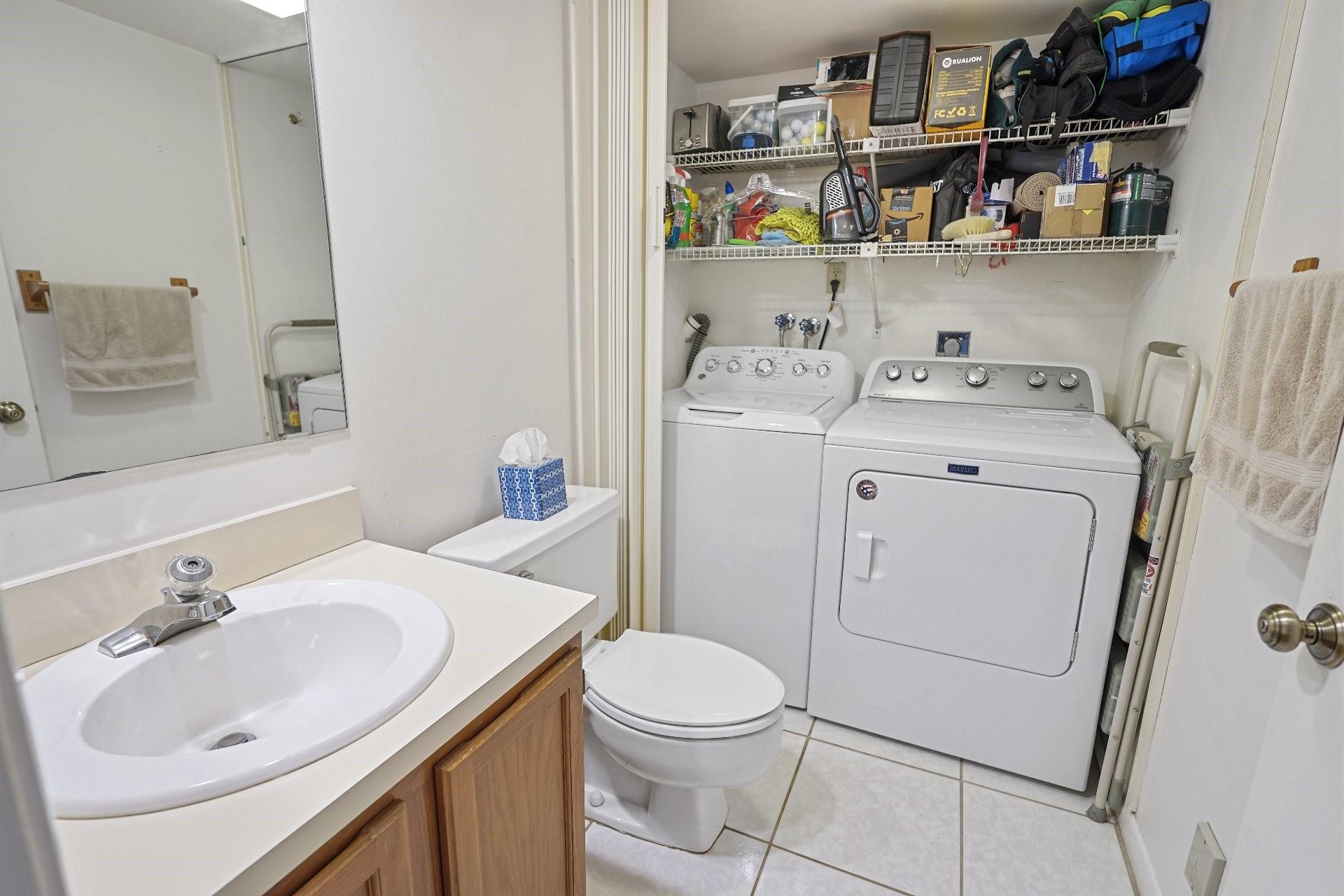 CAMELOT GARDEN - Residential