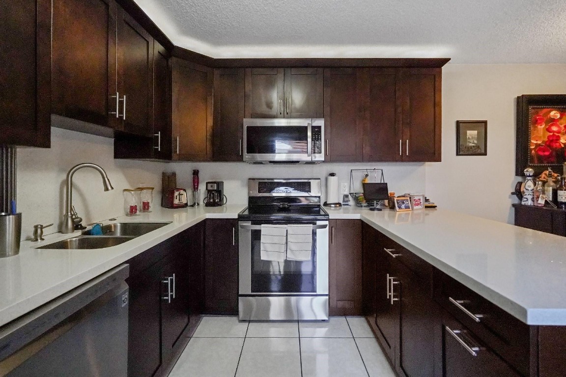 CAMELOT GARDEN - Residential