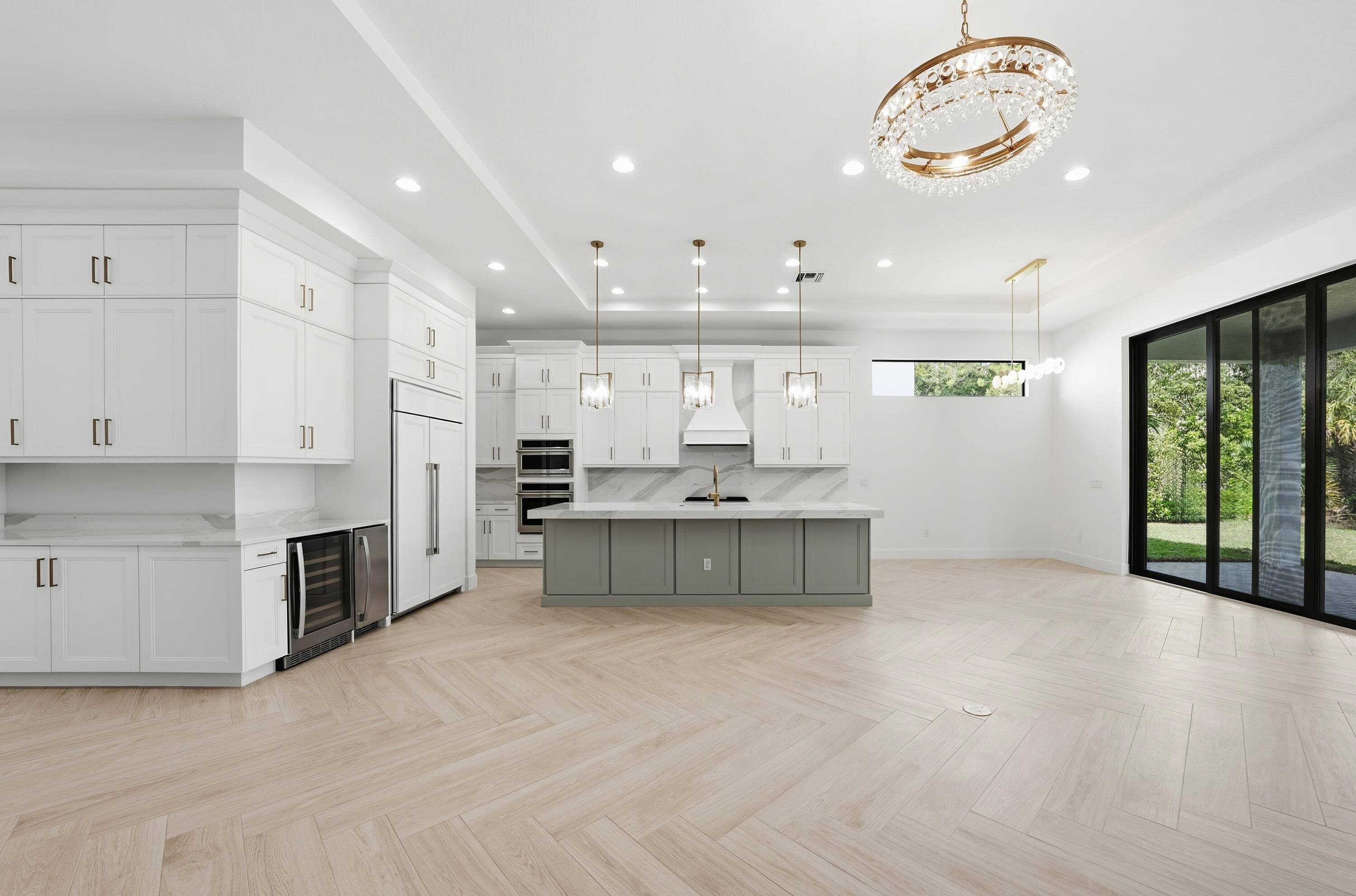 13306 ARTISAN Circle
