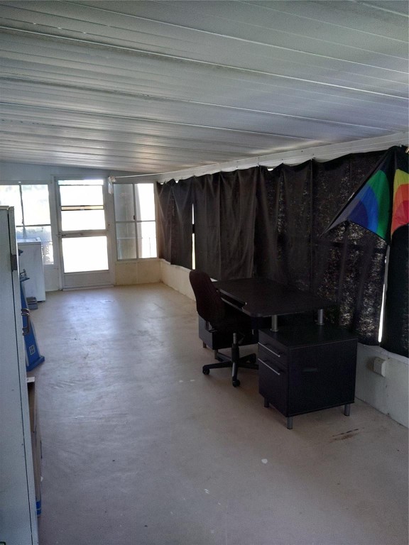 Lake Manor Park - Residential