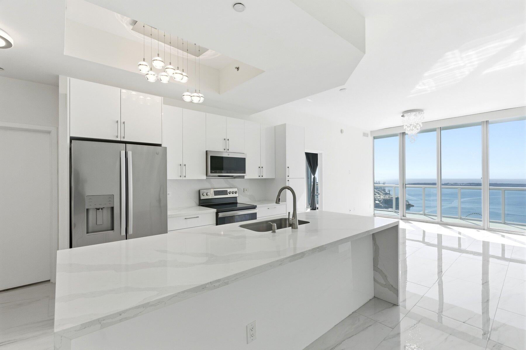 888 BISCAYNE Boulevard 4904