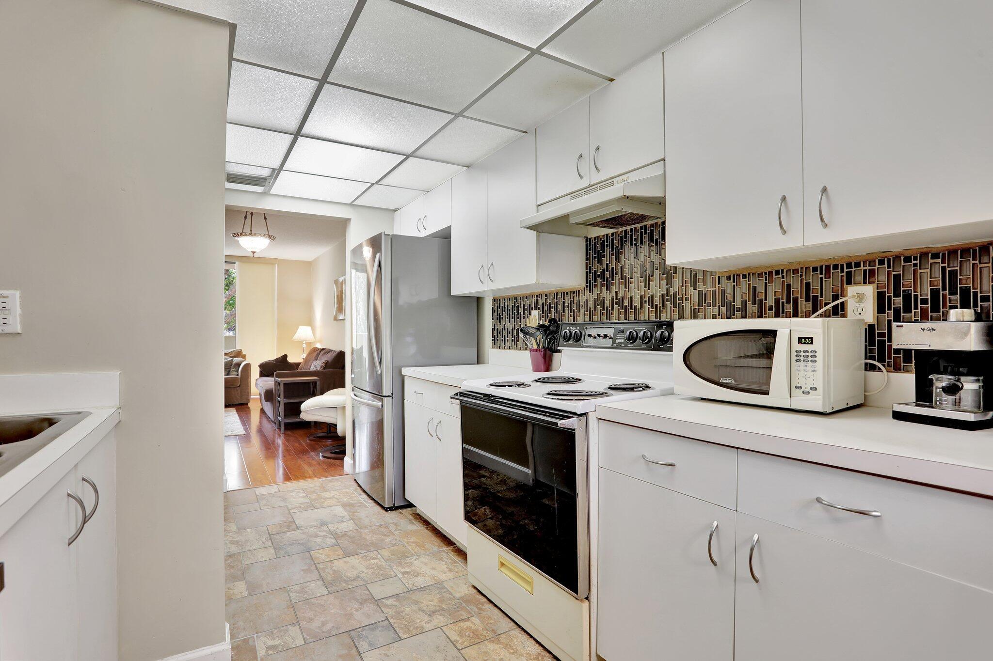 PLANTATION FOREST CONDO - Residential Lease