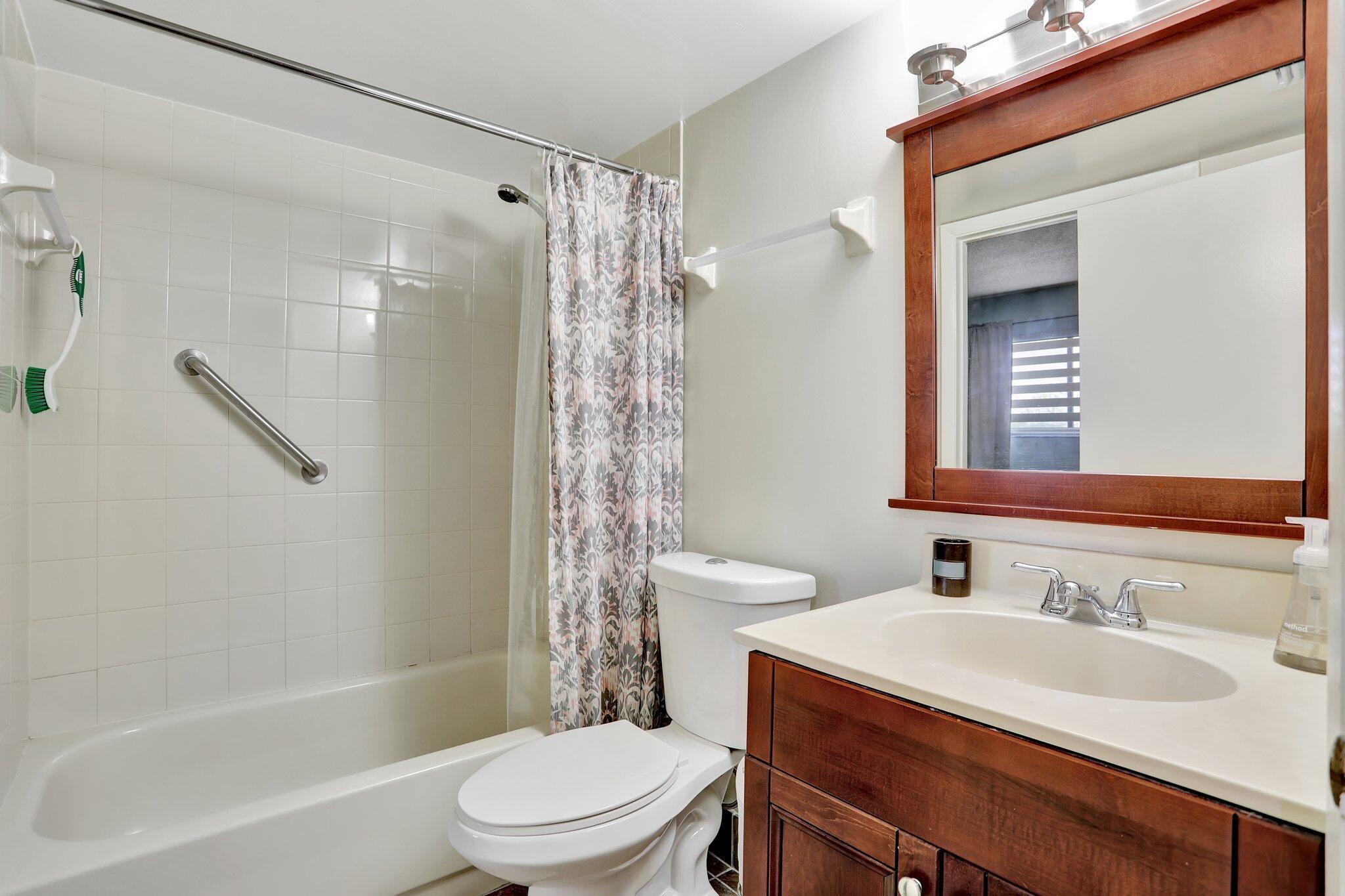PLANTATION FOREST CONDO - Residential Lease