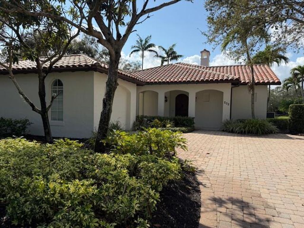 Photo of 202 Royal Tern Court, Jupiter, FL 33477 (MLS # R11058950)