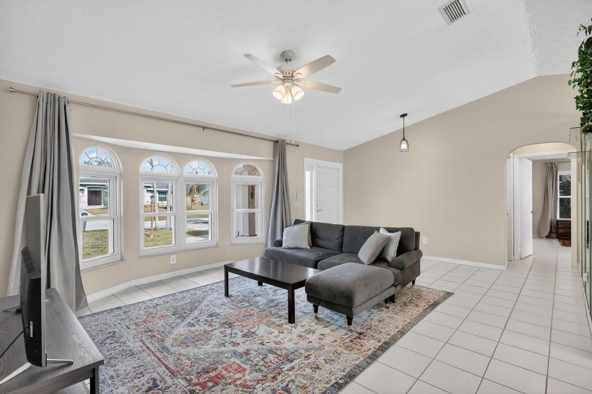 PORT ST LUCIE SECTION 26 - Residential