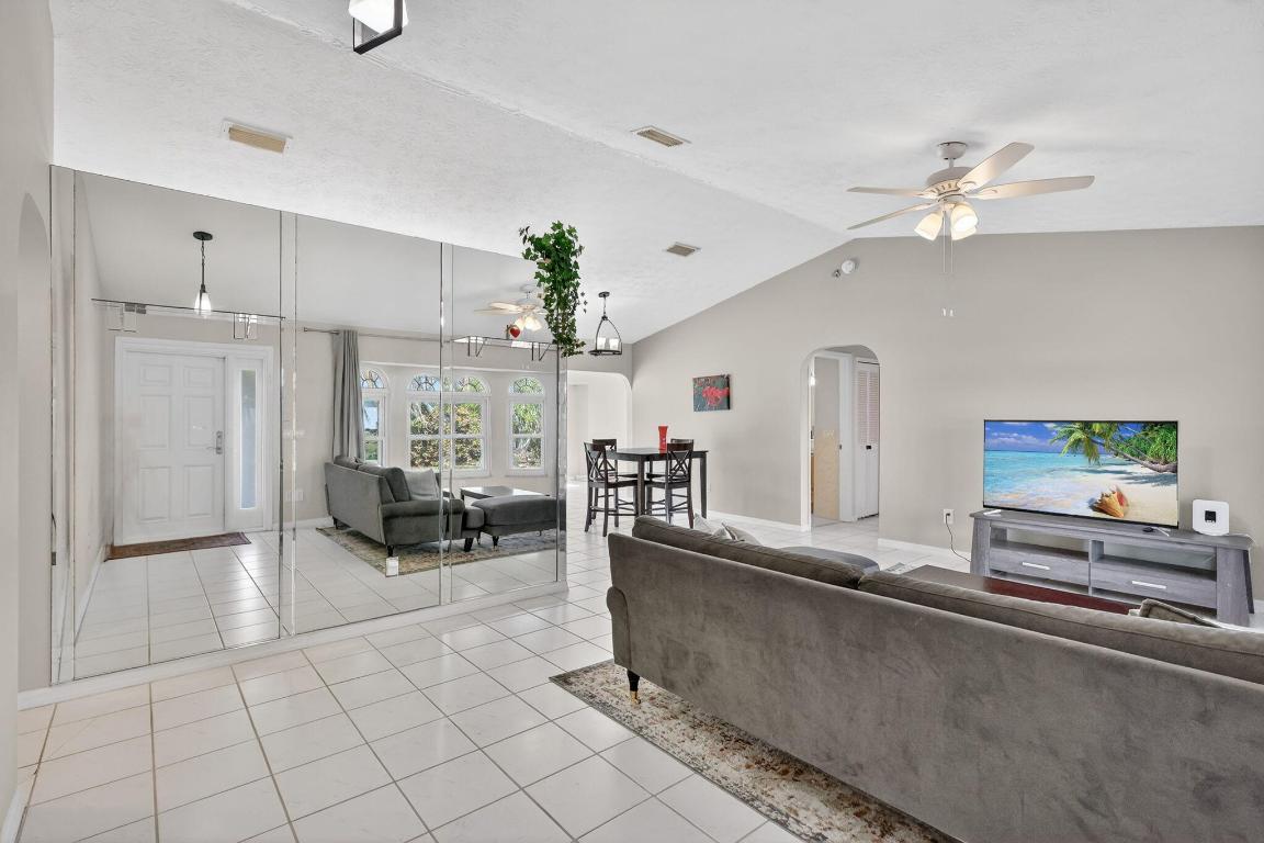 PORT ST LUCIE SECTION 26 - Residential