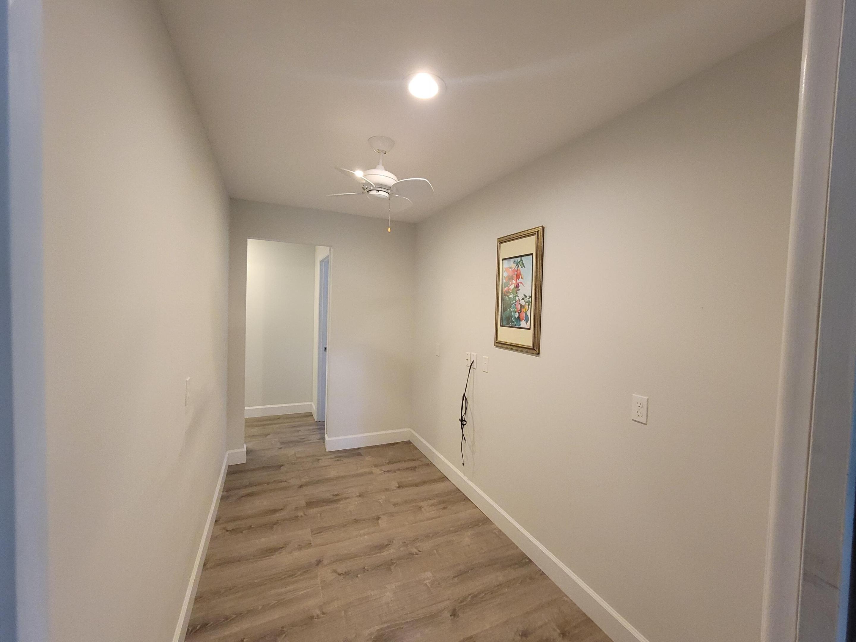 PINE TREE PARK UNIT NO 3 - Residential Lease