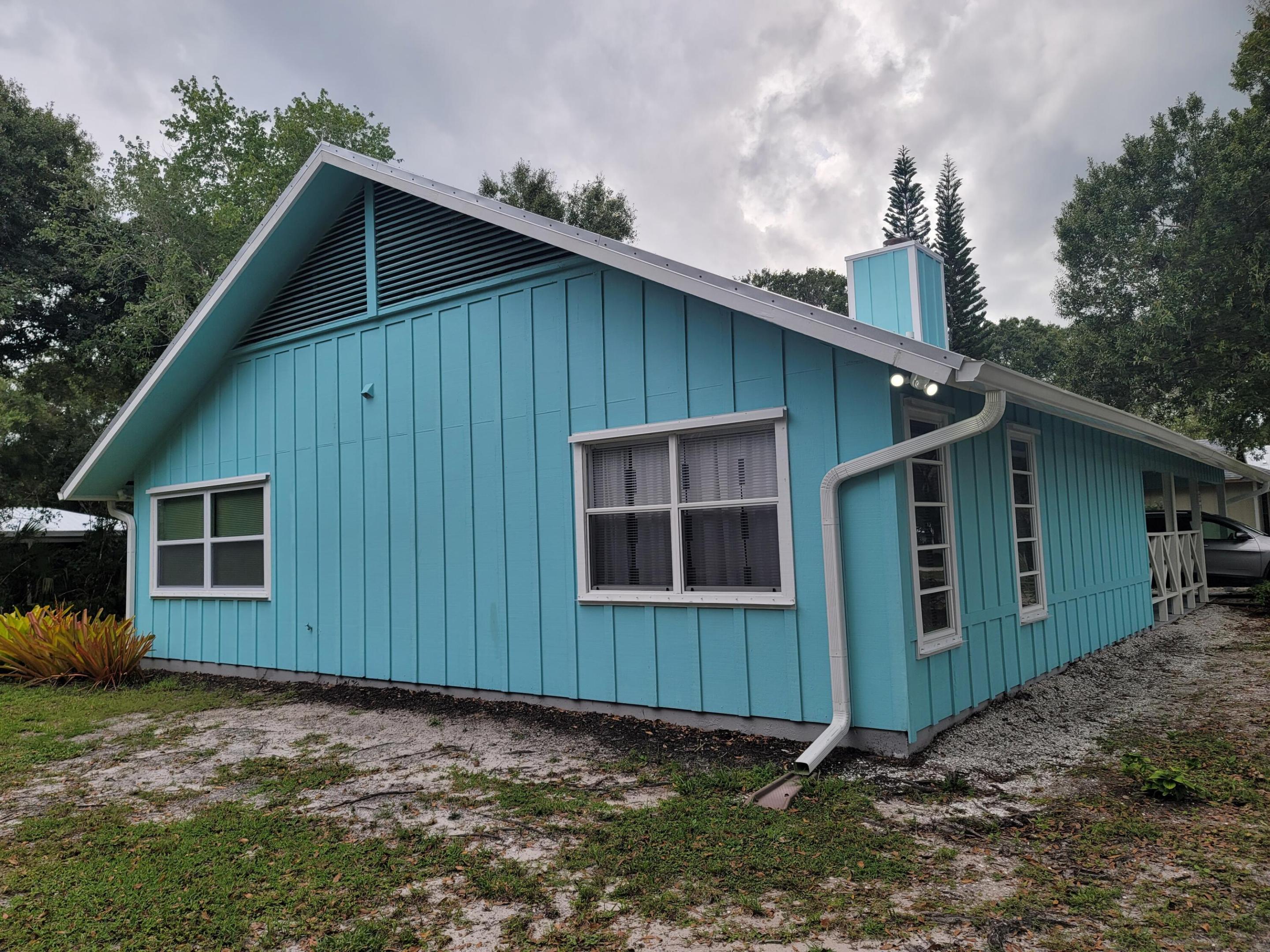 PINE TREE PARK UNIT NO 3 - Residential Lease