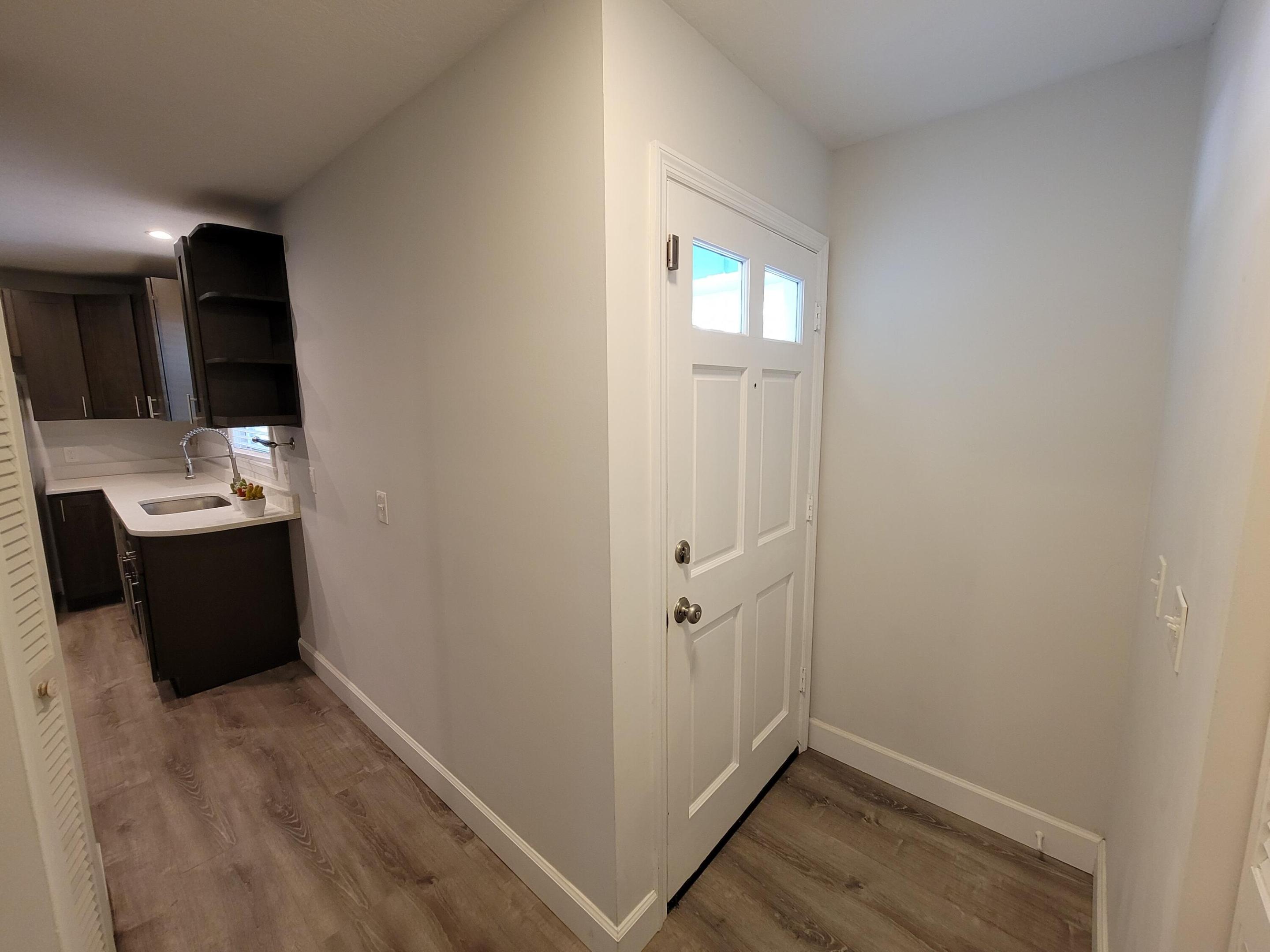 PINE TREE PARK UNIT NO 3 - Residential Lease