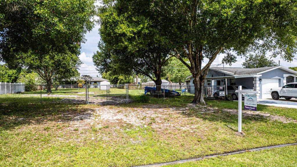 Photo of 168 NW Friar Street, Port St Lucie, FL 34983 (MLS # R10811893)