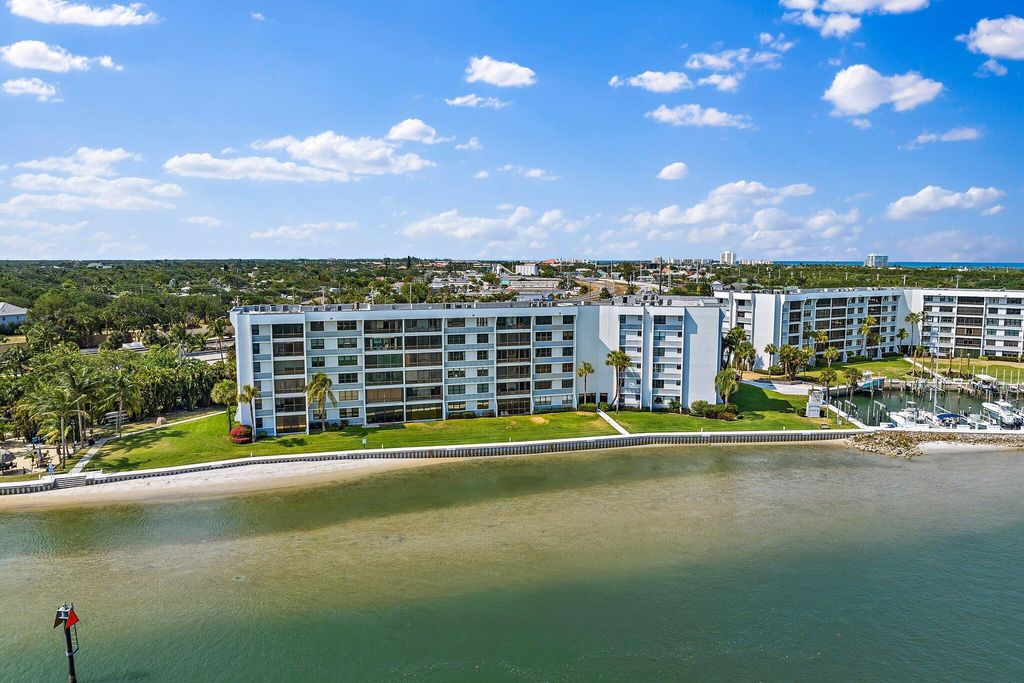 Photo of 1542 Jupiter Cove Drive #603c, Jupiter, FL 33469 (MLS # R11002549)