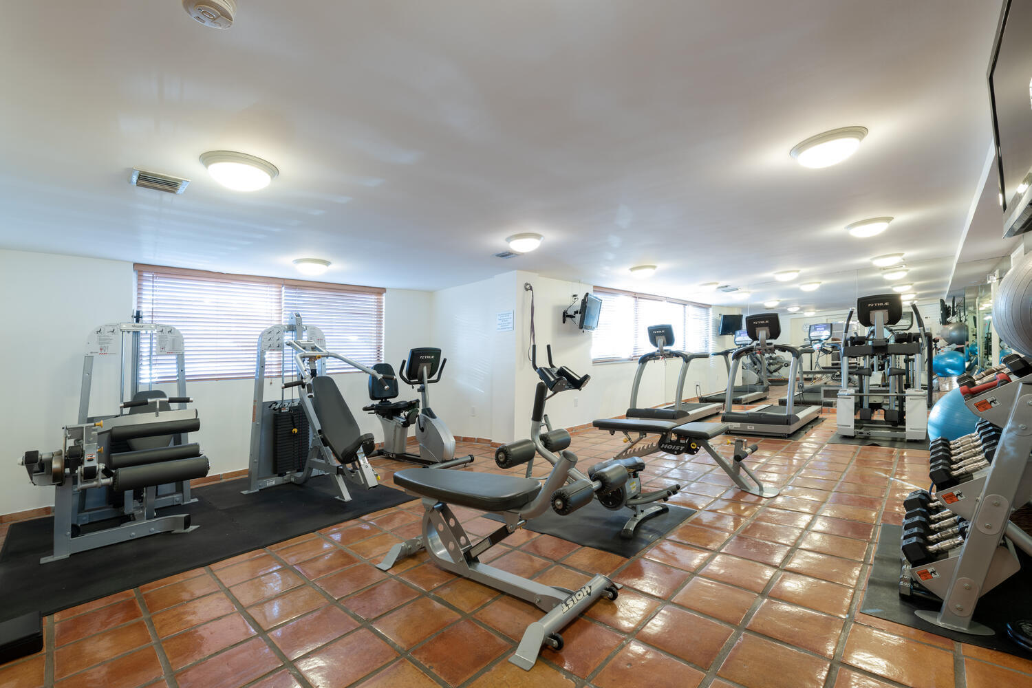 OCEAN TOWERS NORTH CONDO - Residential