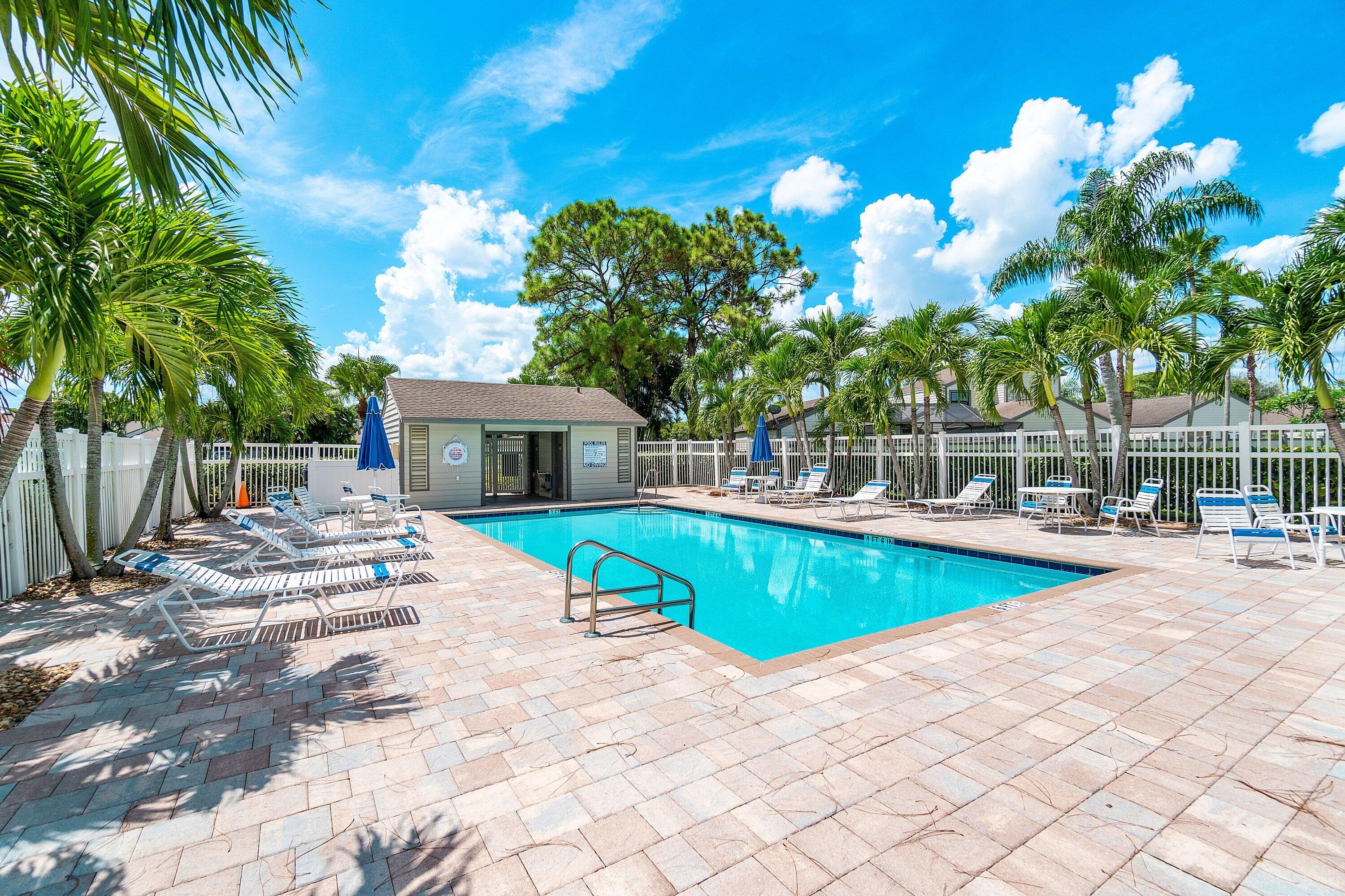 BEDFORD MEWS AT WELLINGTON - Residential Lease