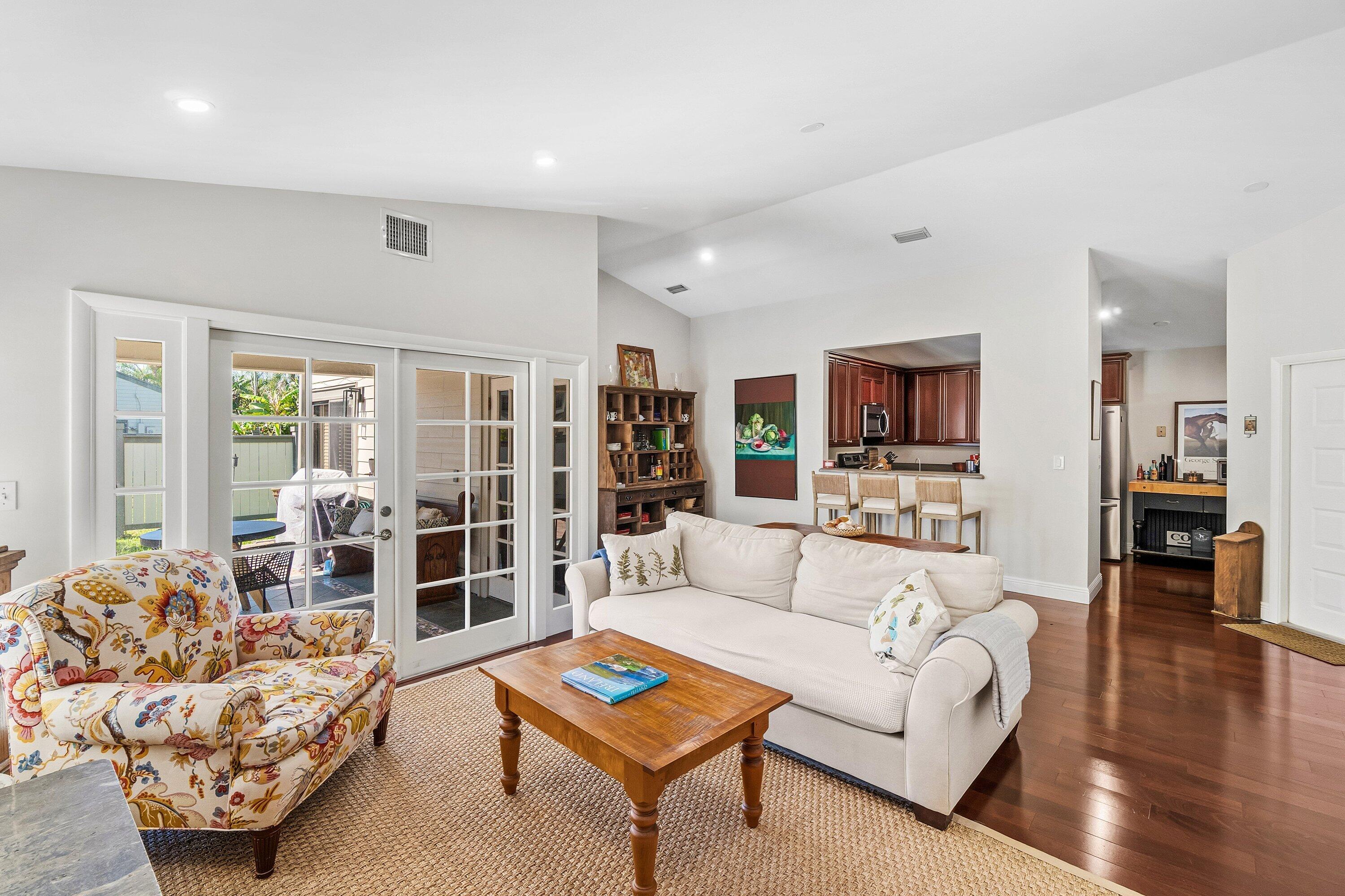 BEDFORD MEWS AT WELLINGTON - Residential Lease