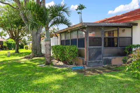Tiny photo for 1452 SW 26th Avenue SW #A, Boynton Beach, FL 33426 (MLS # B26021118)