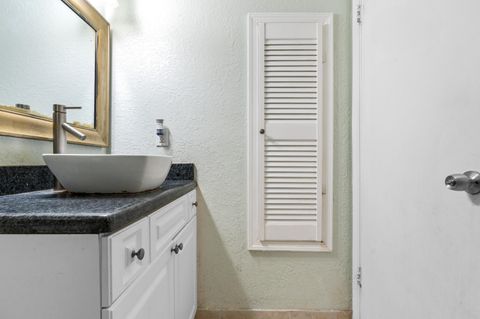 Tiny photo for 1452 SW 26th Avenue SW #A, Boynton Beach, FL 33426 (MLS # B26021118)