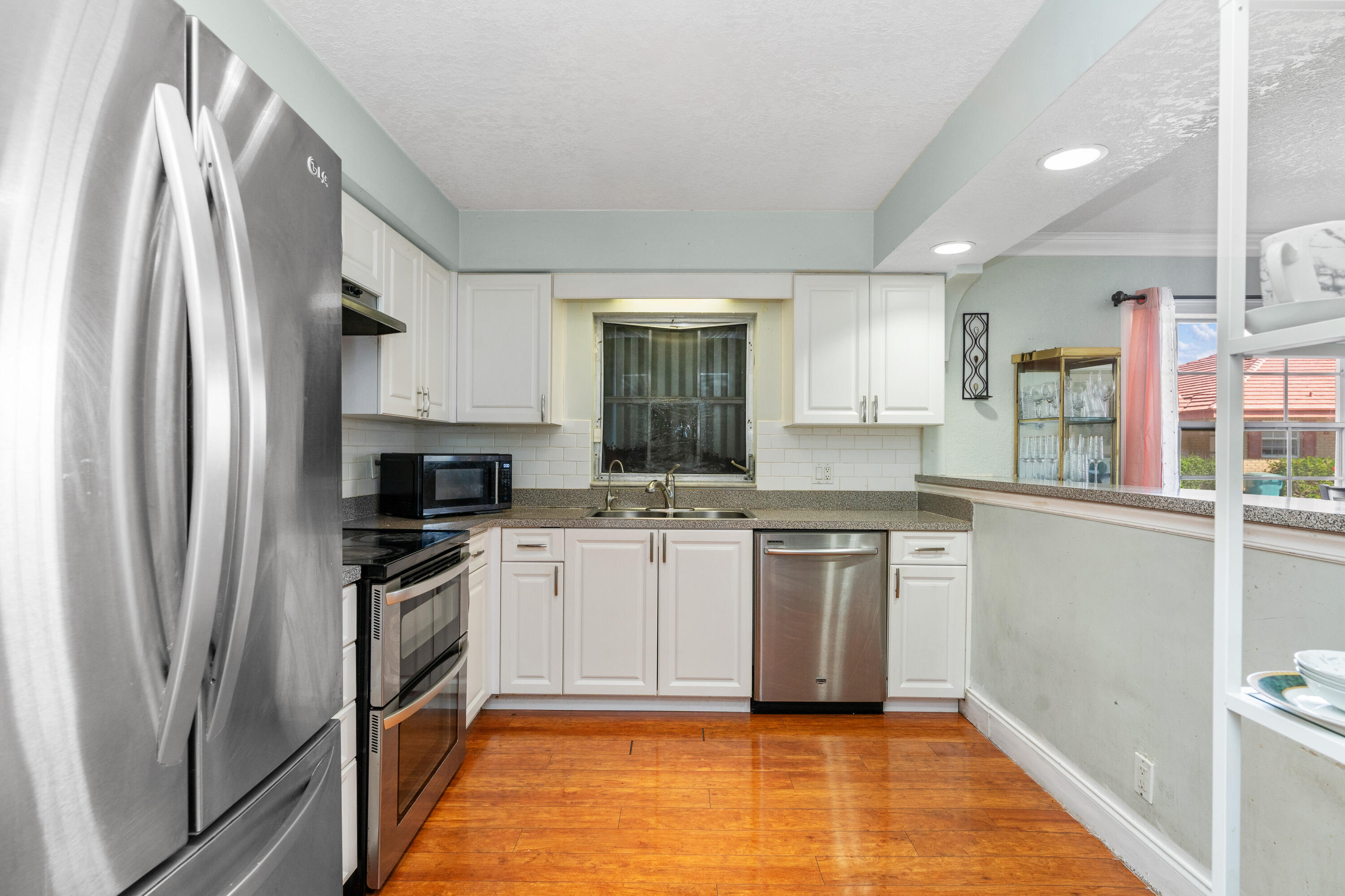 GOLFVIEW HARBOUR ESTATES - Residential